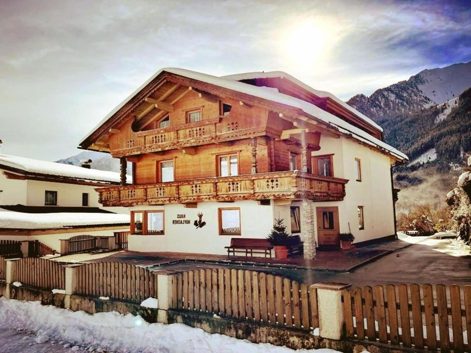 Apartment In Mayrhofen With A Balcony Экстерьер фото