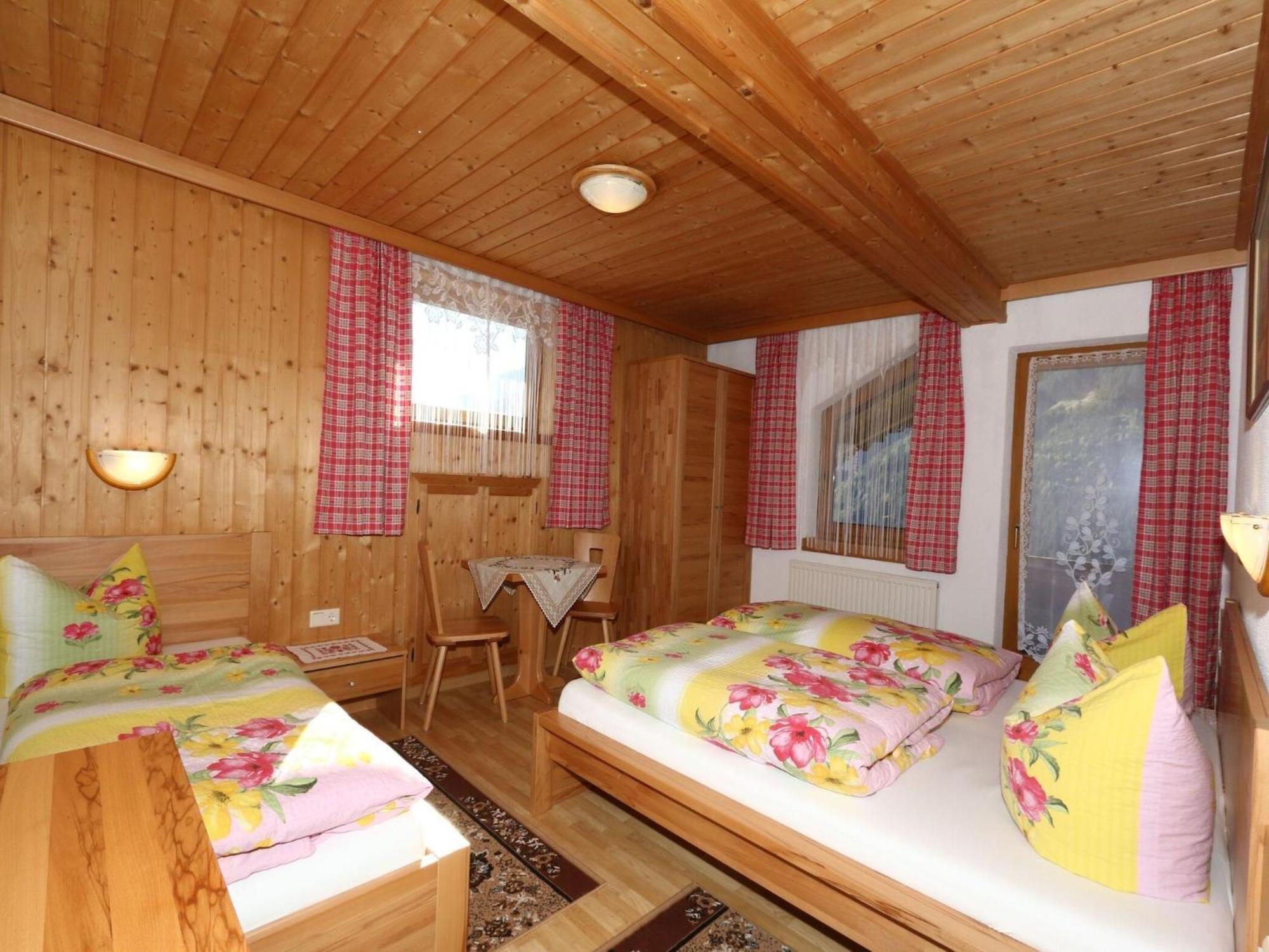 Apartment In Mayrhofen With A Balcony Экстерьер фото